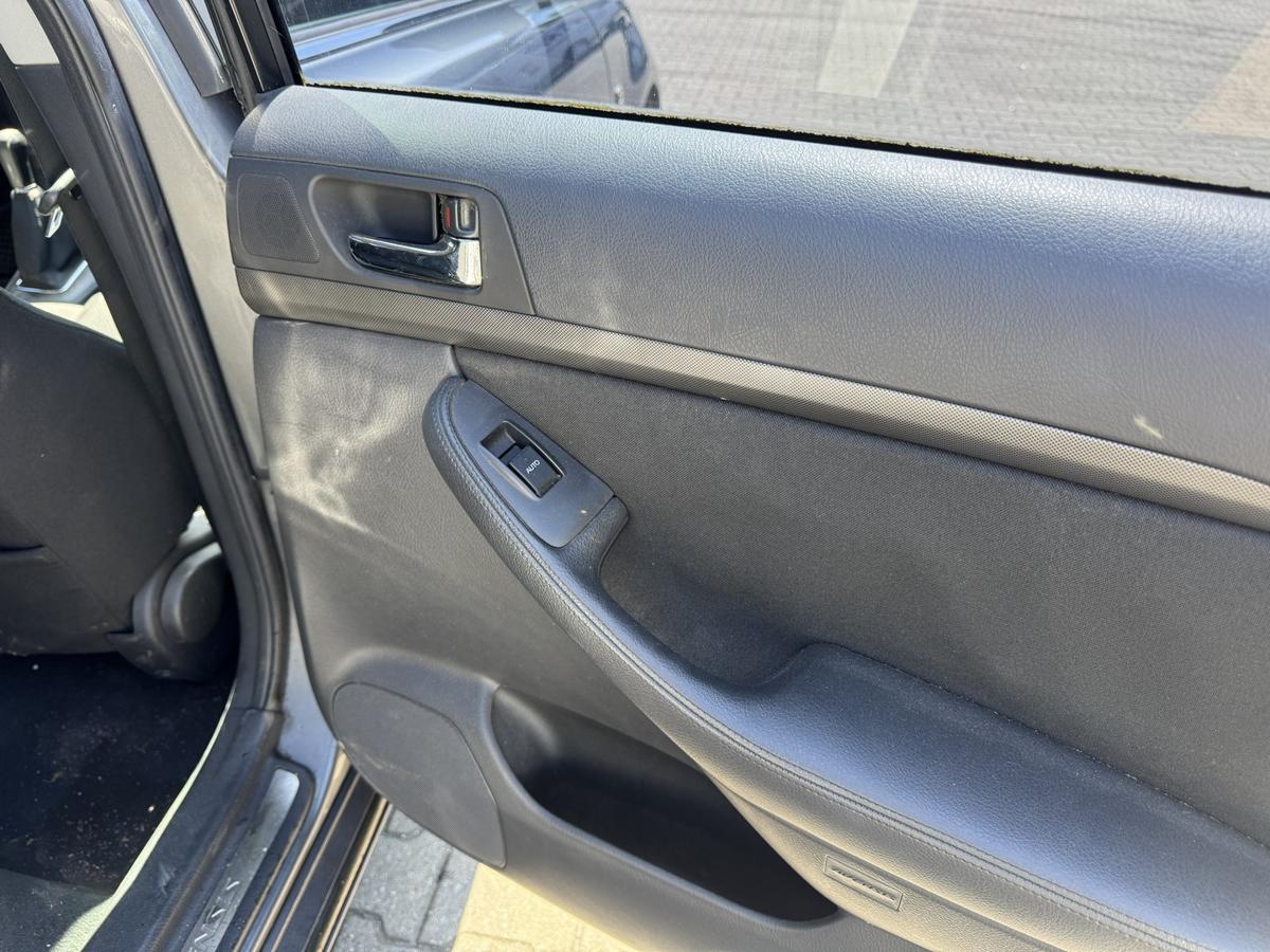Toyota Avensis T25 original T&uuml;r hinten rechts 1E5 Gray Perleffekt Kombi Rohbau Bj.2004